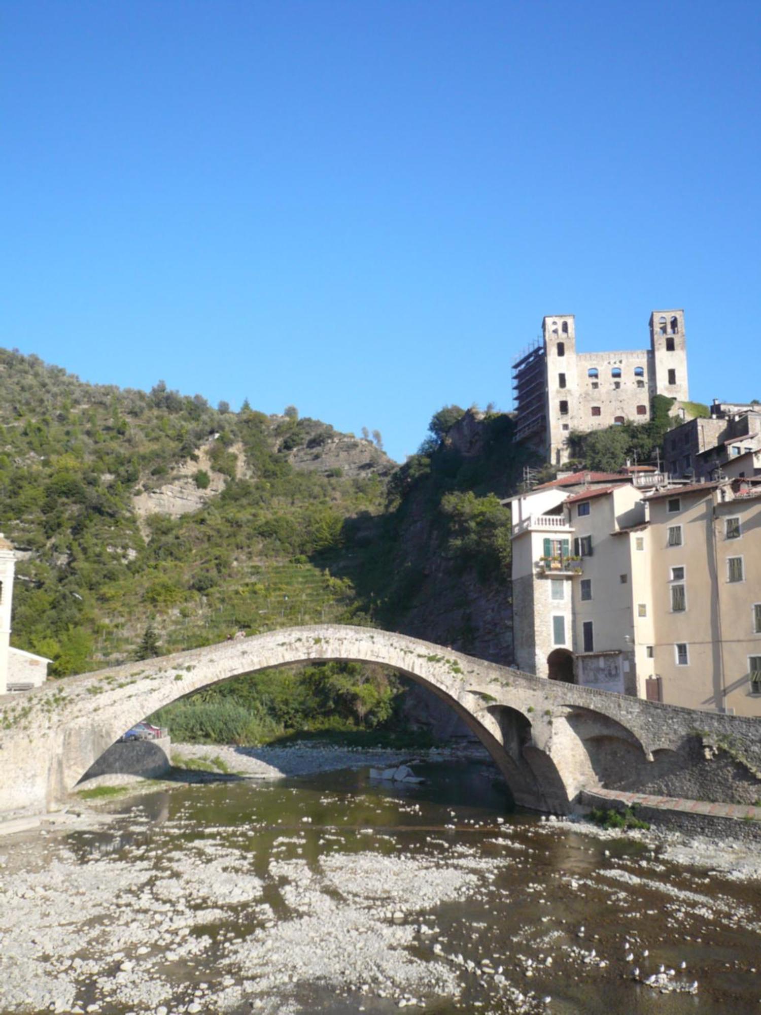 B&B Dei Doria & Suite Dolceacqua Exterior foto